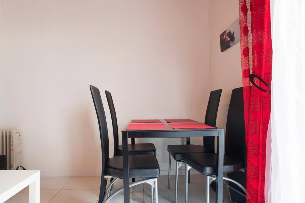 Palavas Les Flots 2 Bedrooms Air-Conditioned 100 Meters From The Beach מראה חיצוני תמונה